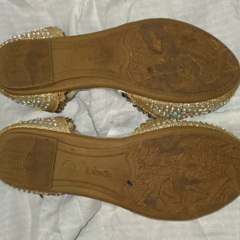(J36) Link Gold Crystal Embellished Sandals
